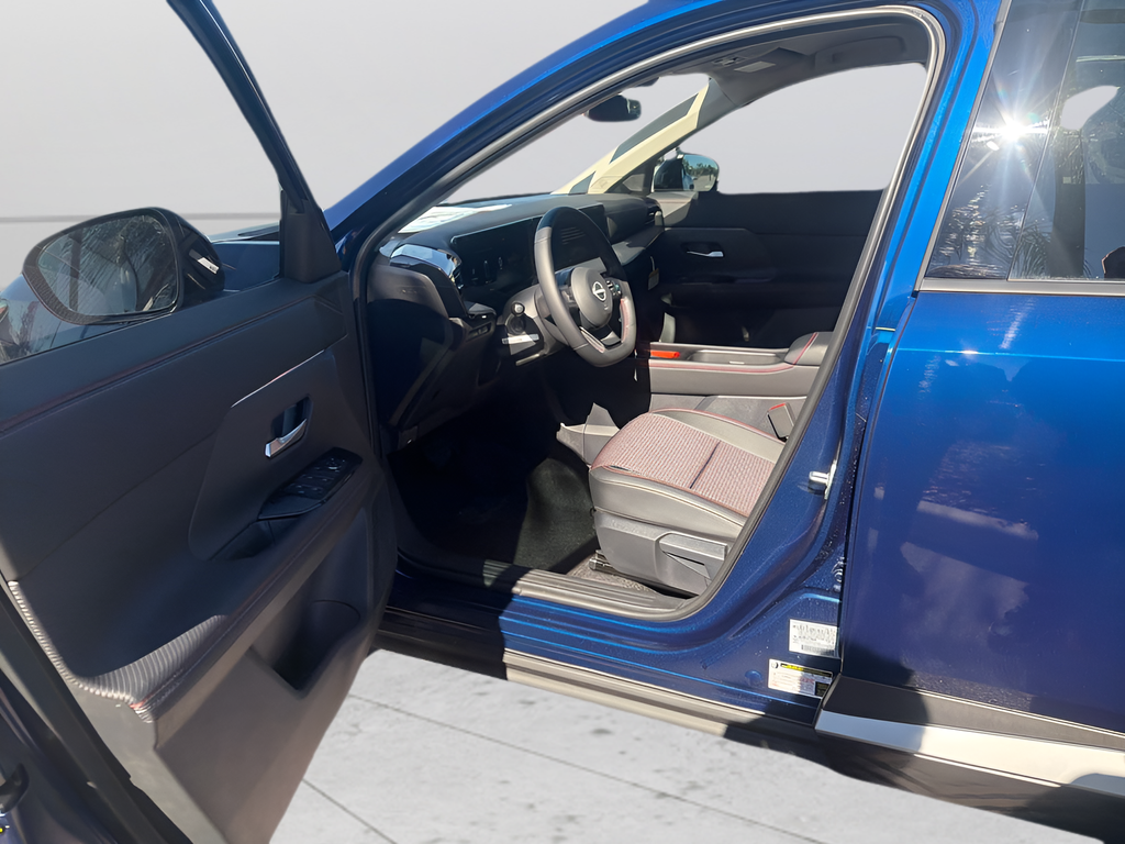 2026 Nissan KICKS SR - Photo 12
