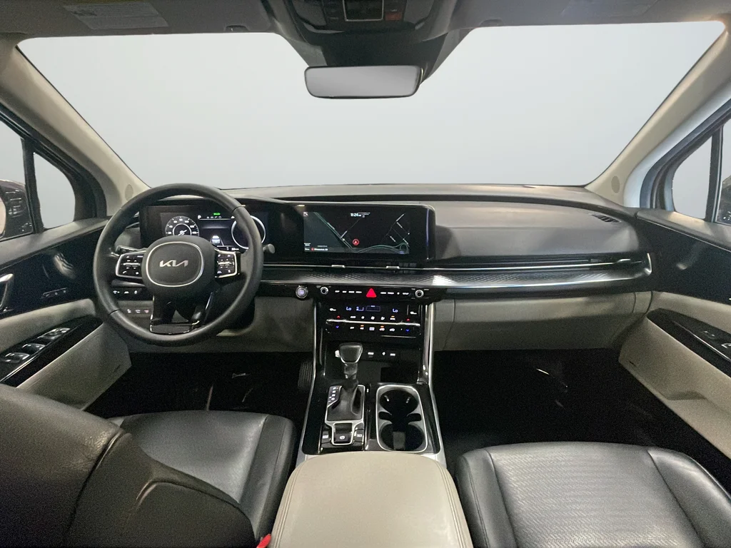 Certified Used 2022 Gray Kia SX Prestige image 11