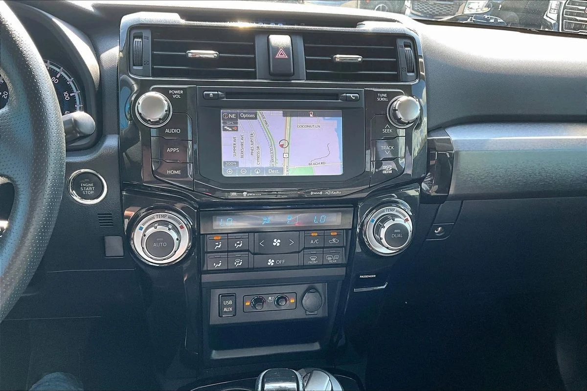 Used 2019  Toyota Limited Nightshade image 15