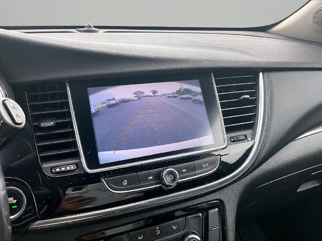 Used 2018 White Buick Preferred image 20
