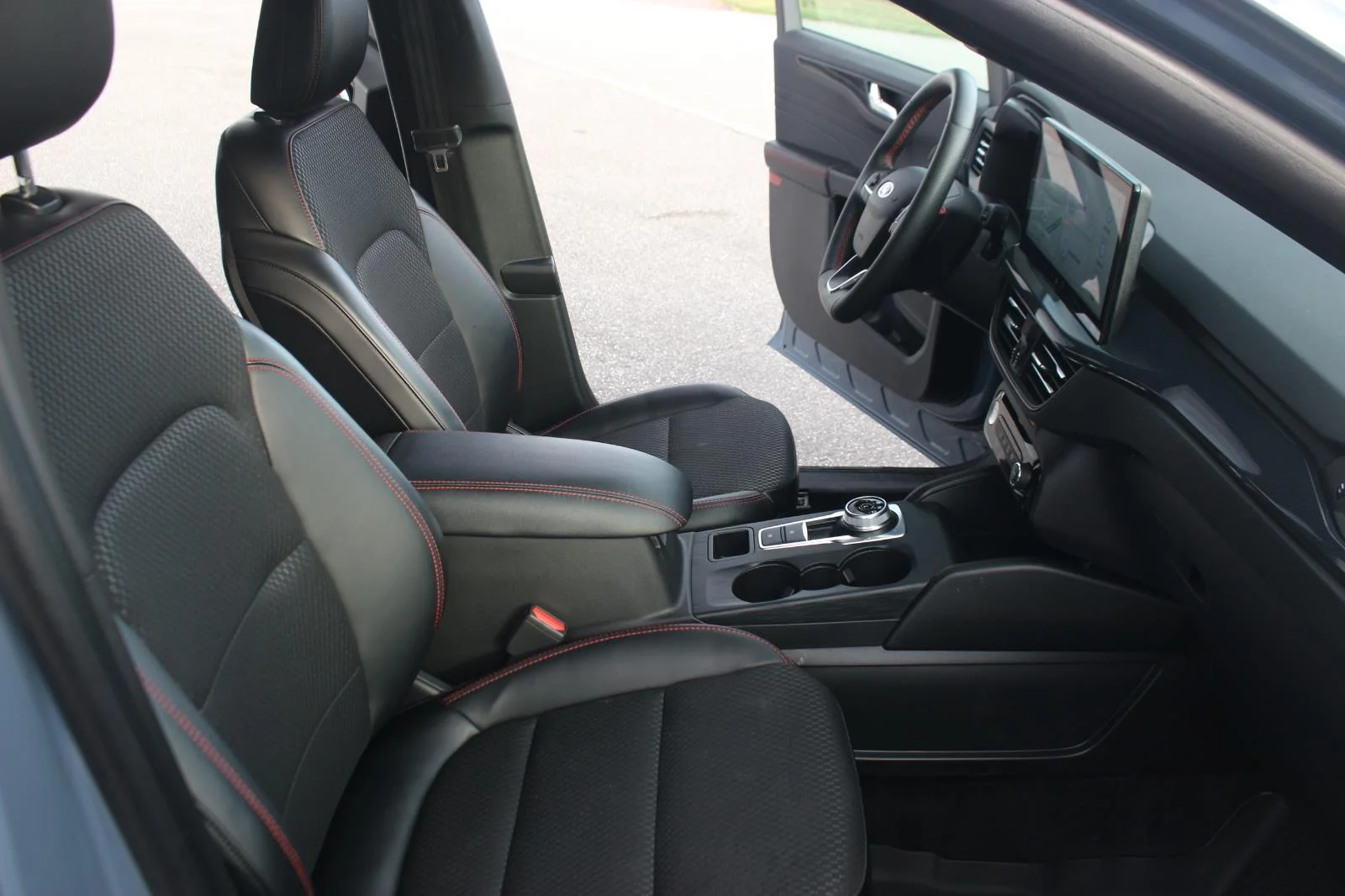 Used 2024 Blue Ford ST-Line image 34