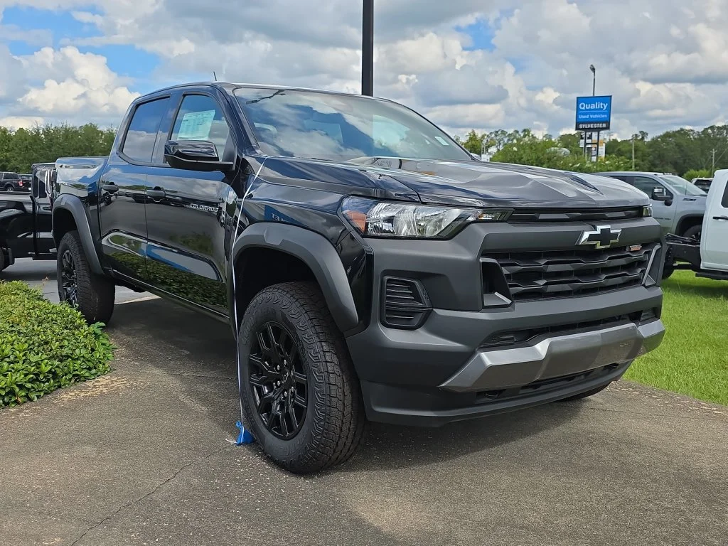 New 2026 Black Chevrolet Trail Boss image 8