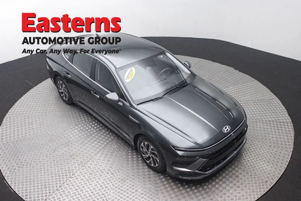 Used 2026 Gray Hyundai Blue image 3