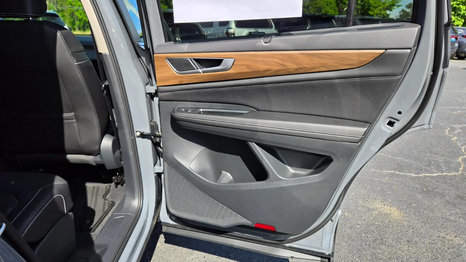 New 2026 Pure Gray Volkswagen 2.0T SE w/Technology image 53