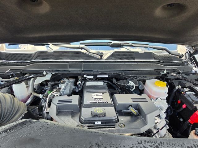 Used 2024 Silver Ram Laramie image 24