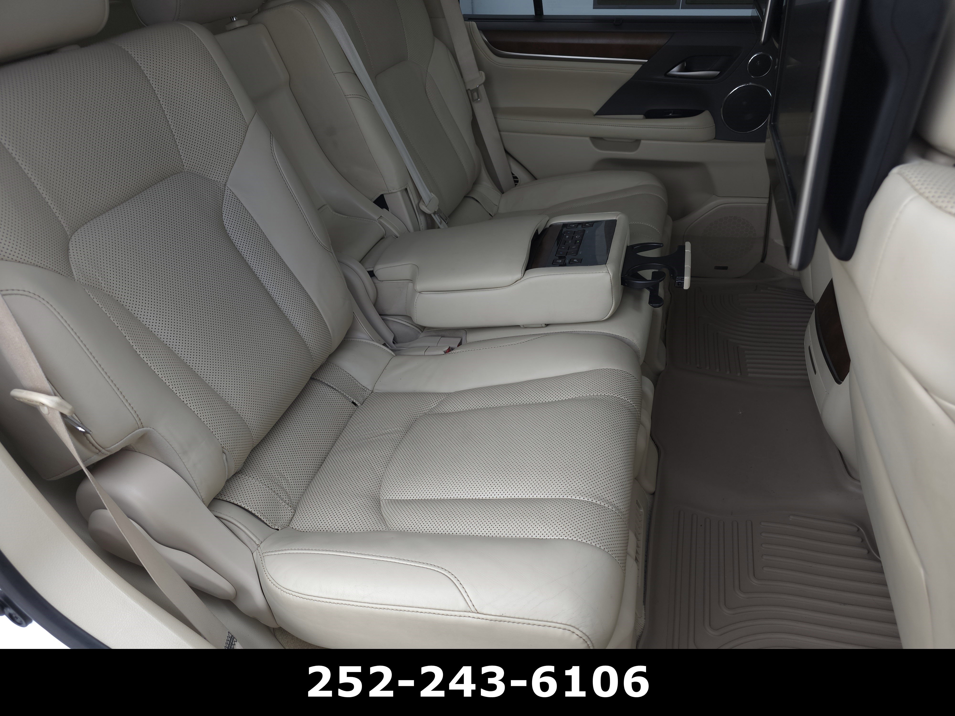 Used 2016 Starfire Pearl Lexus 570 image 49