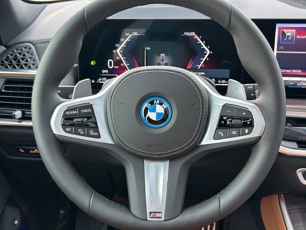 2026 BMW X5 50e - Photo 18