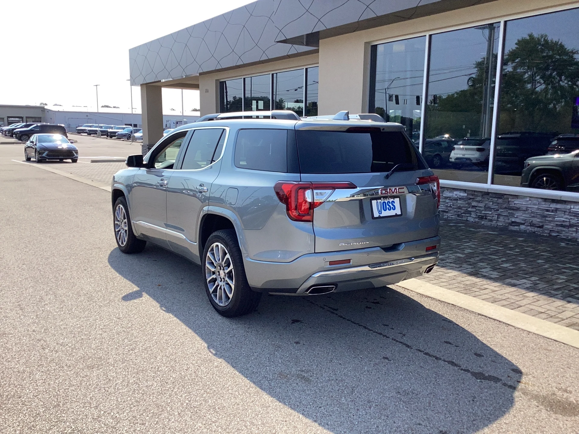 Used 2023 Sterling Metallic GMC Denali image 6