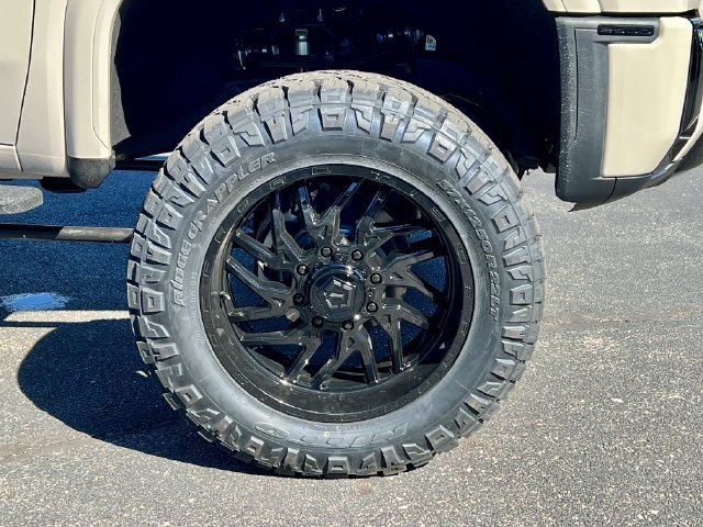 2026 GMC Sierra 2500HD AT4 - Photo 36