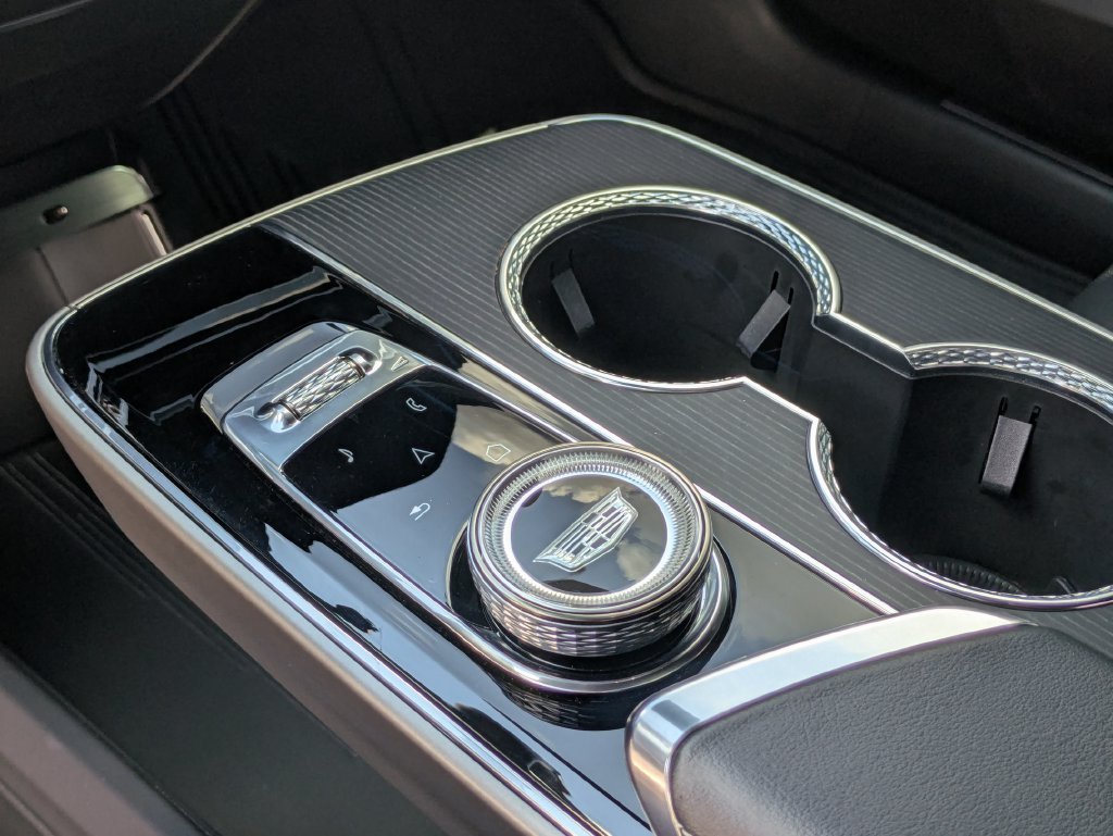 Used 2025 Black Cadillac Sport image 18