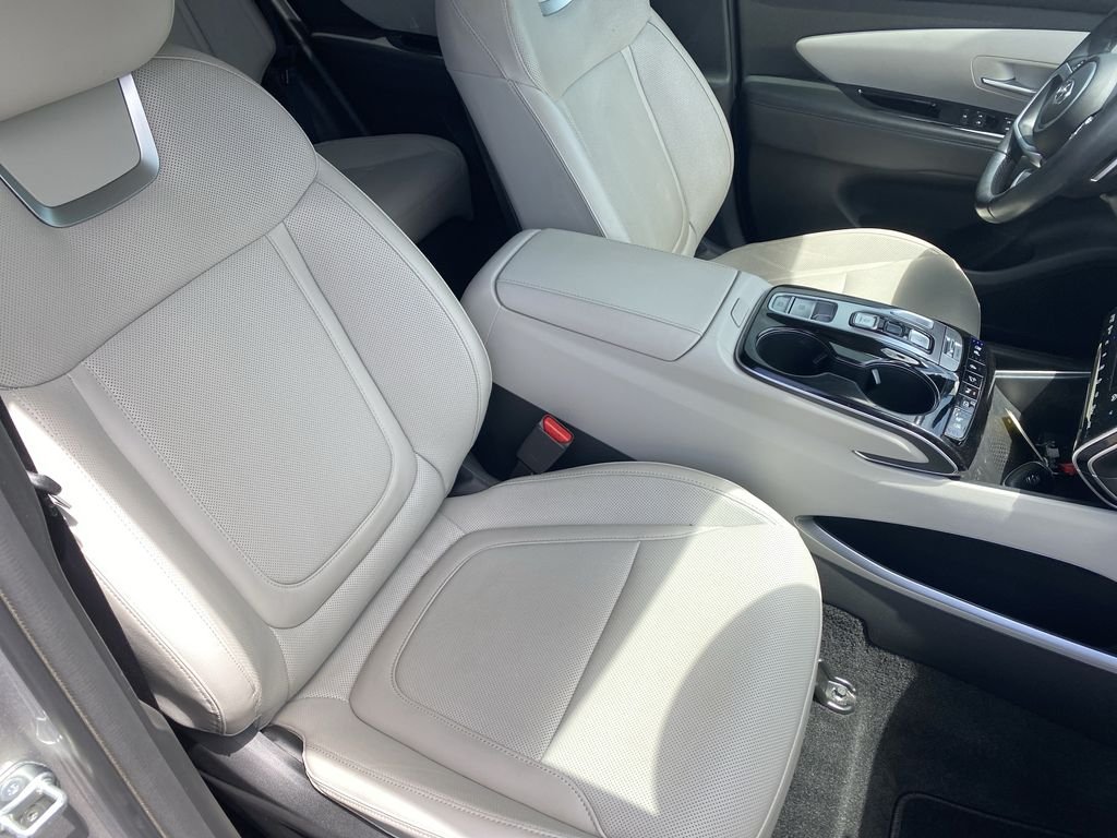 Certified Used 2024 Shimmering Silver Hyundai Limited image 37