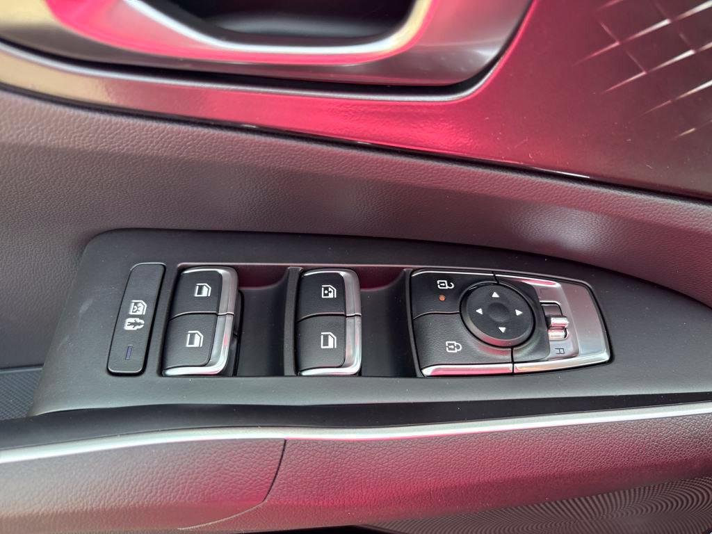 2025 Kia Sorento S - Photo 15