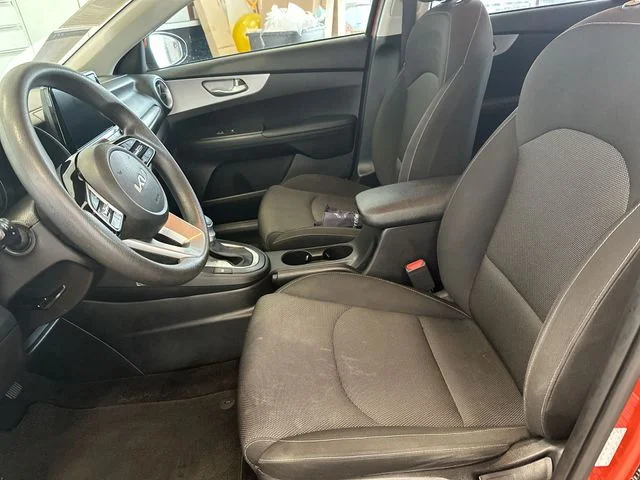Used 2023 Red Kia LXS image 15