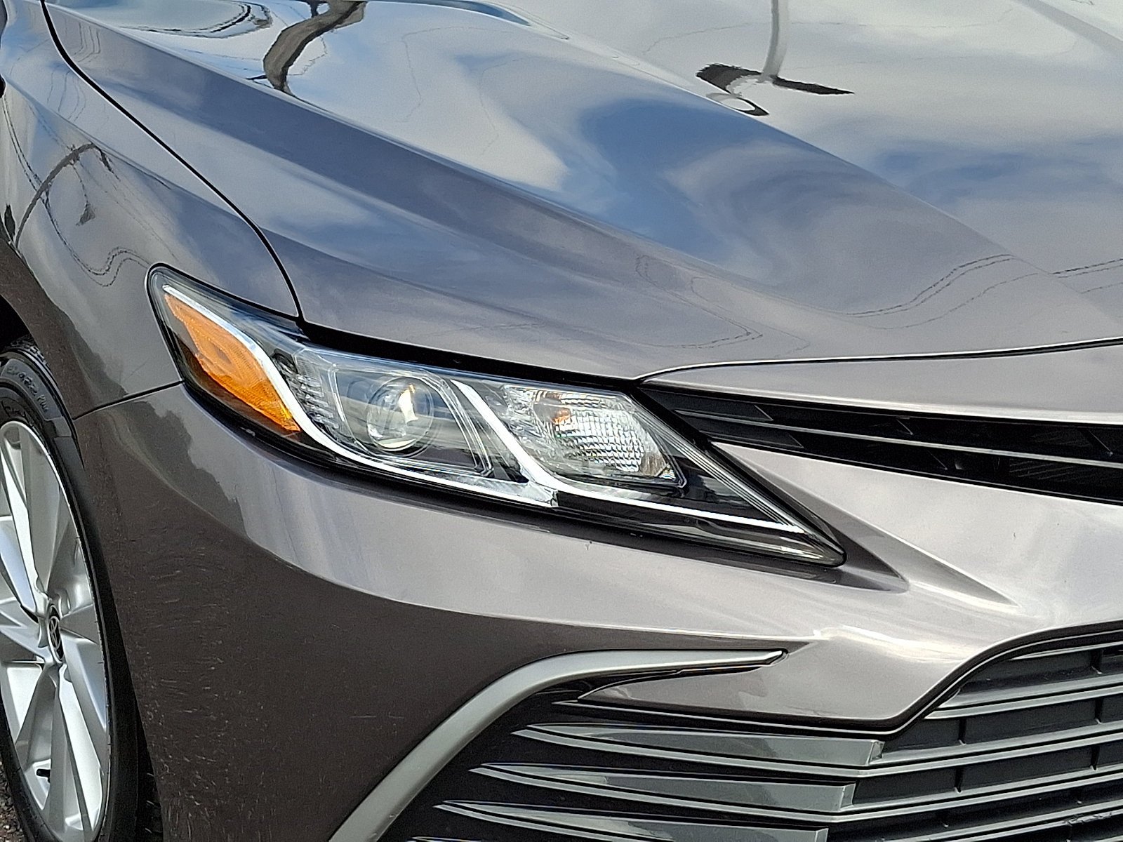 Used 2023 Gray Toyota LE image 8