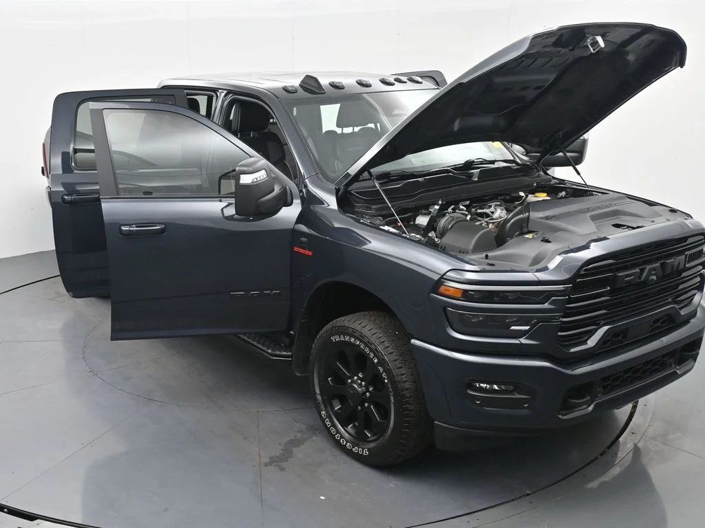 Used 2025 Blue Ram Laramie image 38