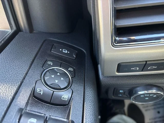 Used 2021 Red Ford Lariat image 41