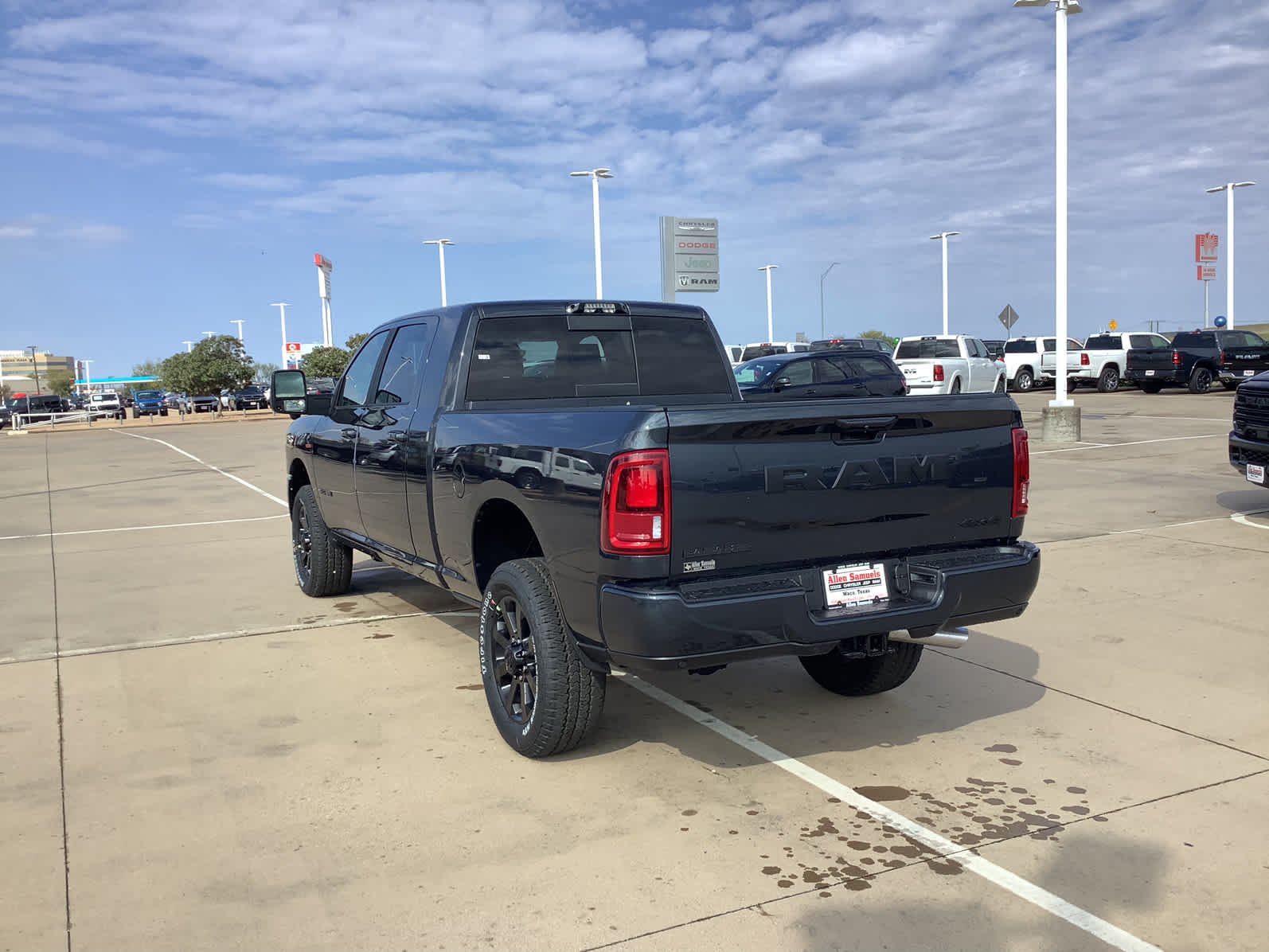2026 RAM 2500 Laramie - Photo 13