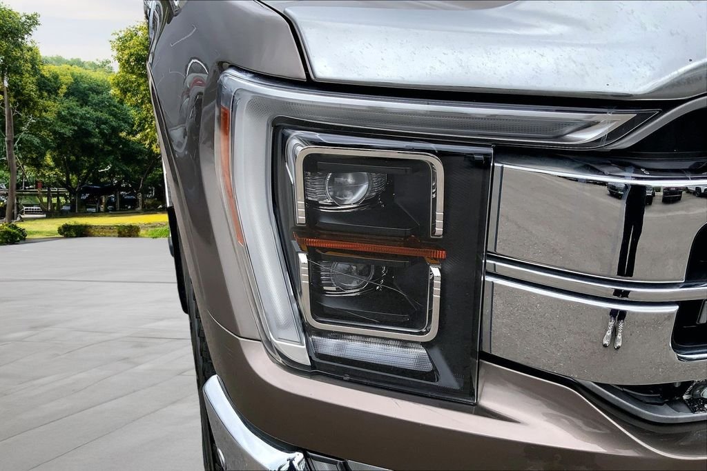 Used 2022 Gray Ford Lariat image 32