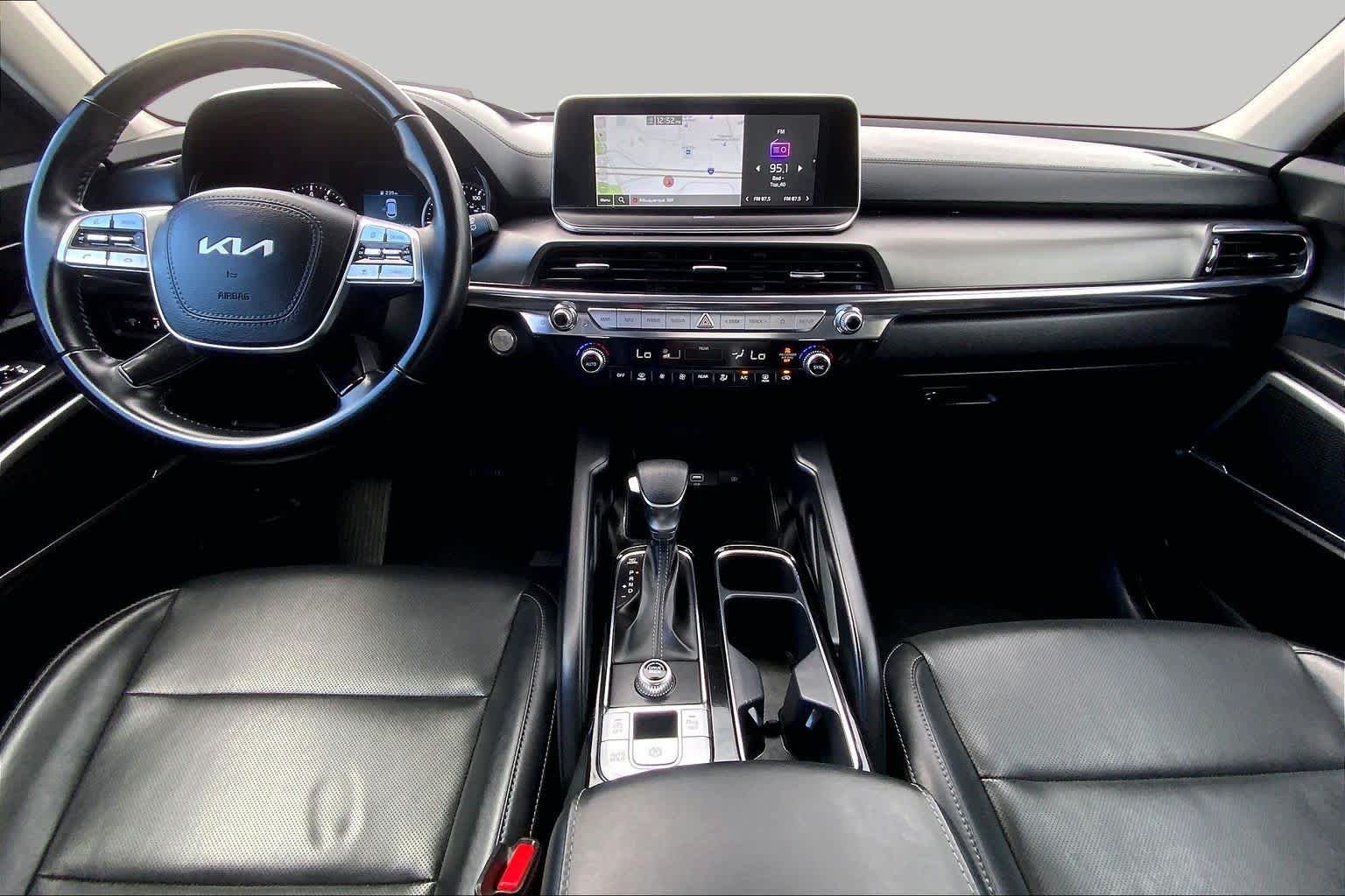 2022 Kia Telluride LX - Photo 13