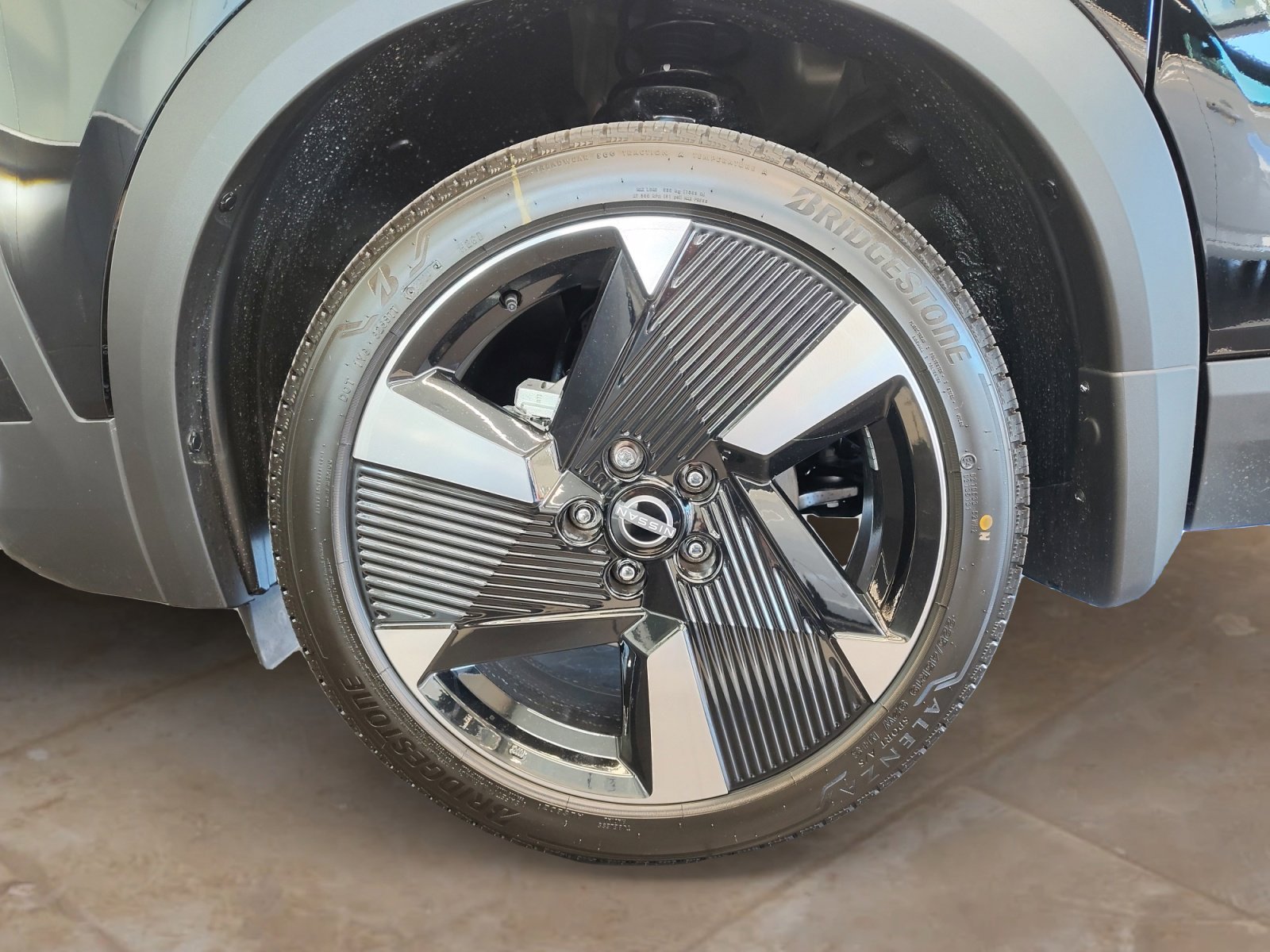 2026 Nissan KICKS SR - Photo 25