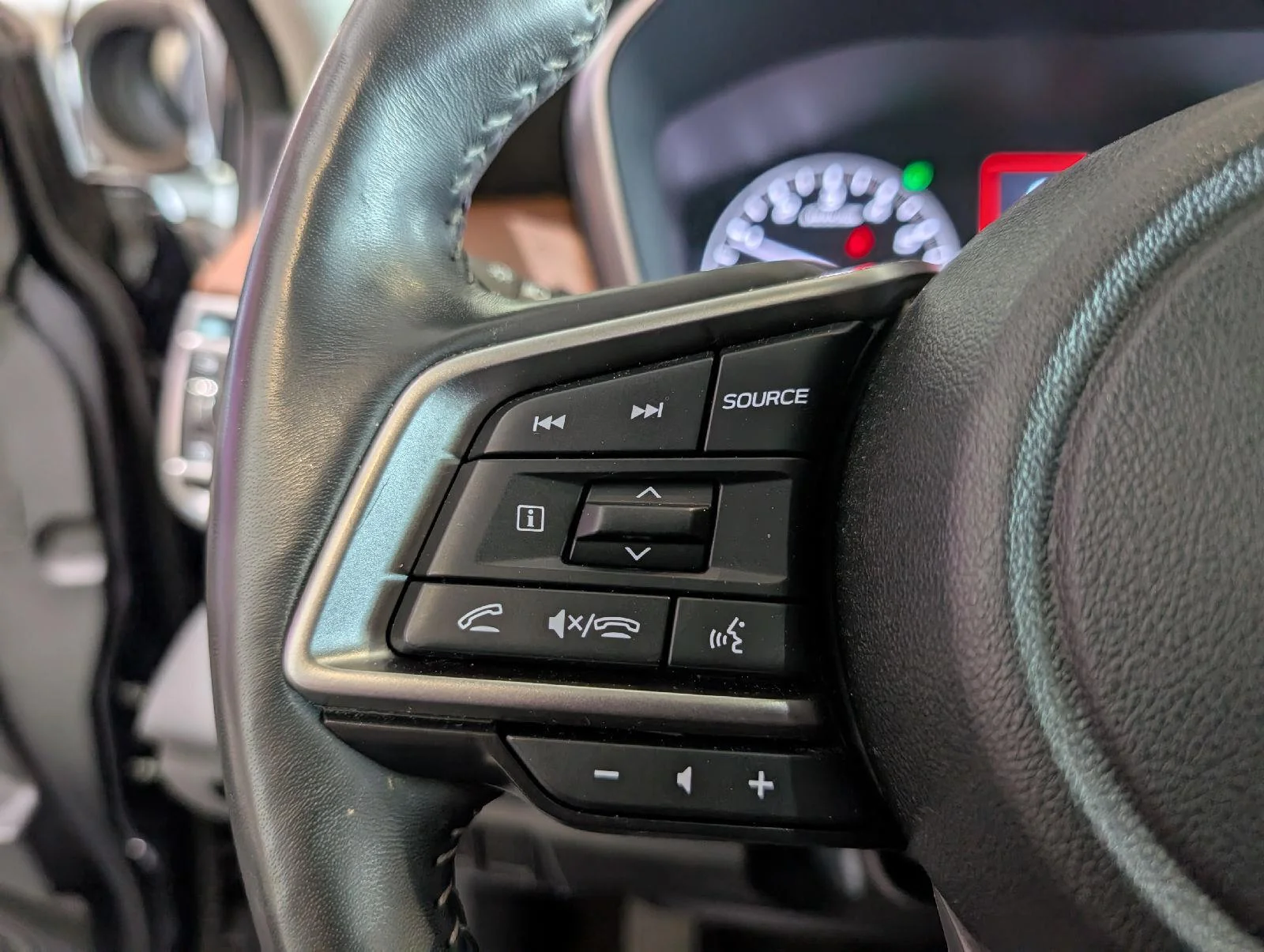 Used 2023 Gray Metallic Subaru Touring XT image 19
