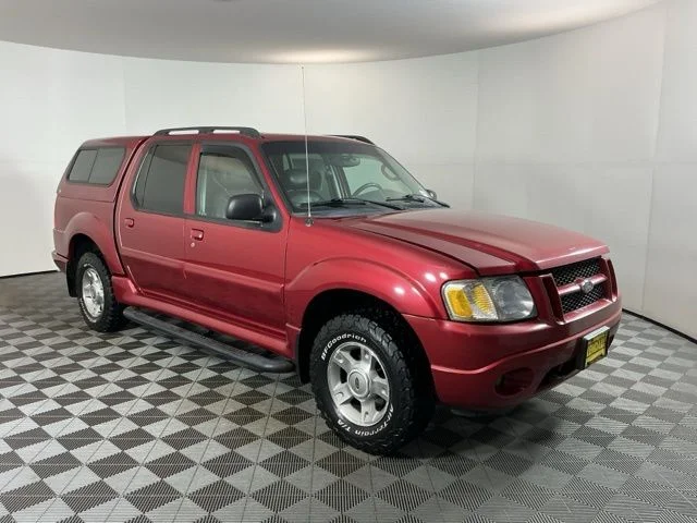 Used 2004 Red Fire Clearcoat Metallic Ford XLS image 3