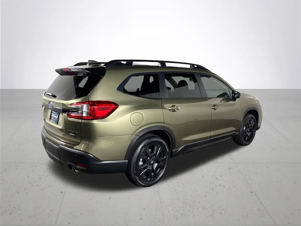 New 2026 AUTUMN GREEN METALLIC Subaru Onyx Edition Touring 7-Passenger image 6