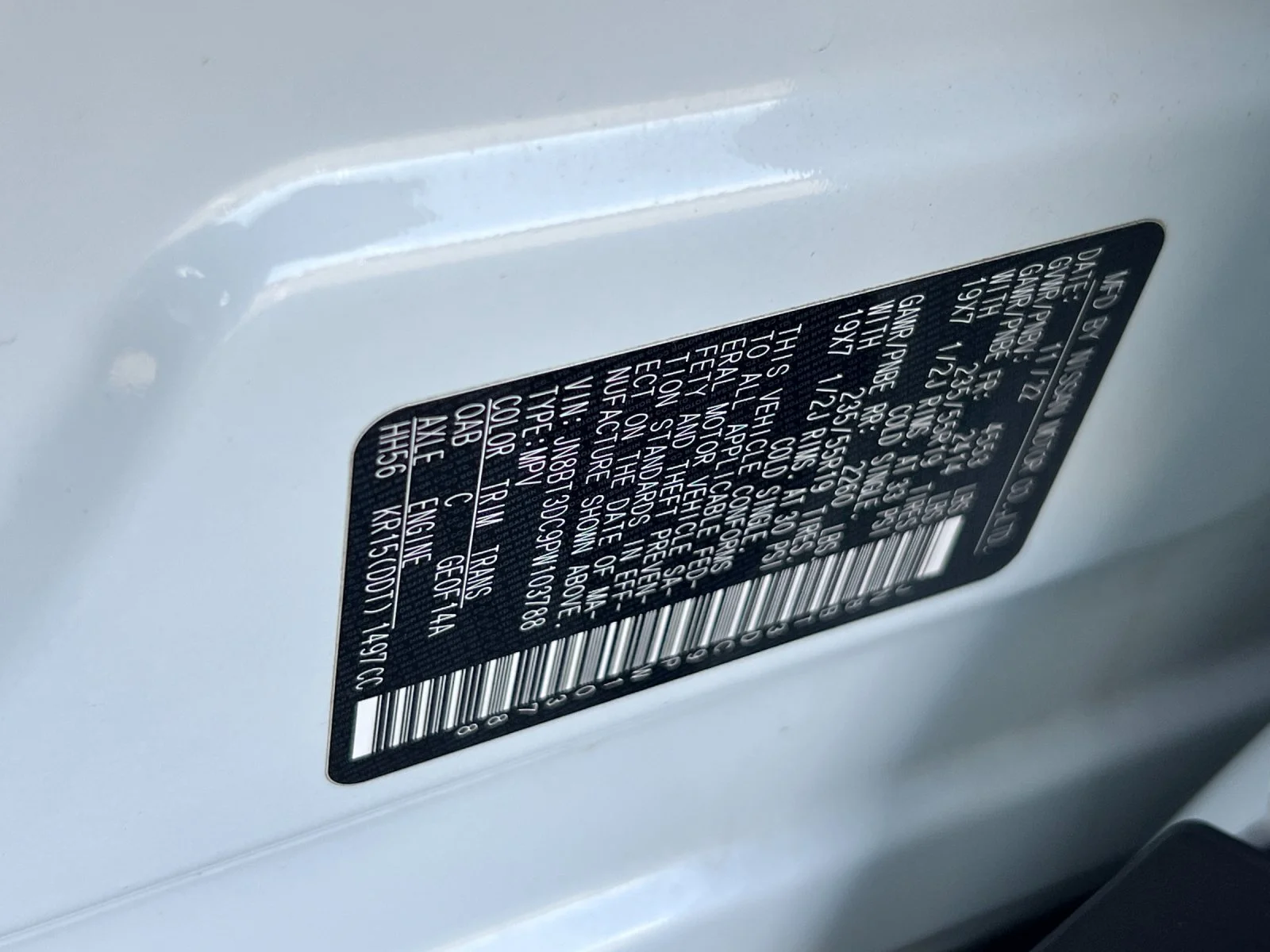 Used 2023 Pearl White Tricoat Nissan Platinum image 28