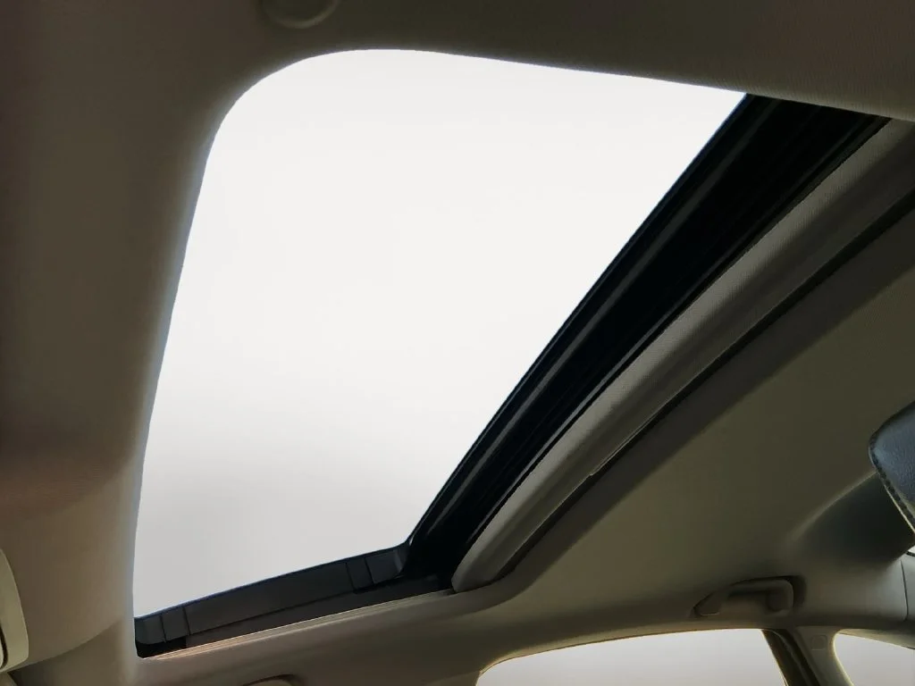 Used 2018 Black Honda Touring image 17