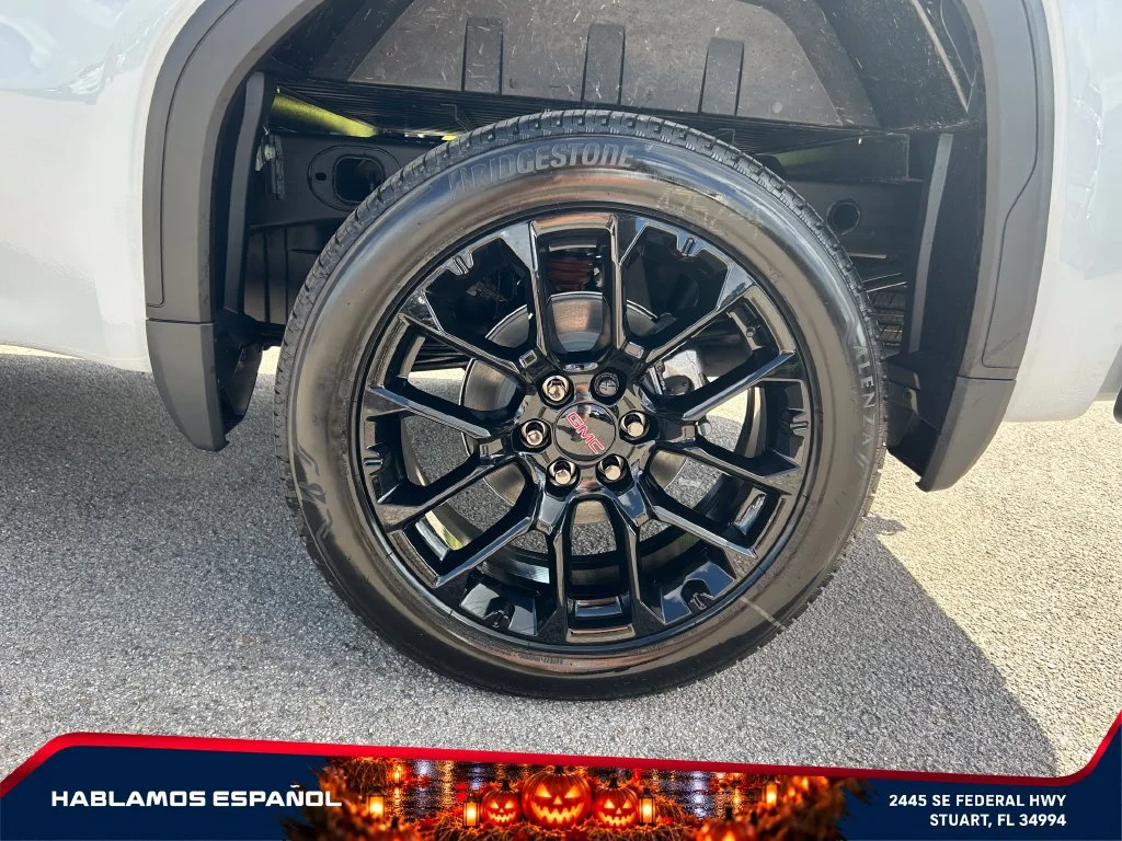 New 2026 Glacier White Tricoat GMC Denali image 9