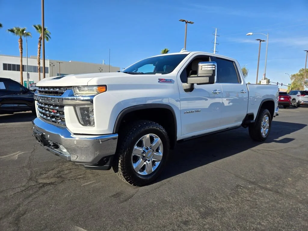 Used 2020 SUMMIT WHITE Chevrolet LTZ image 2
