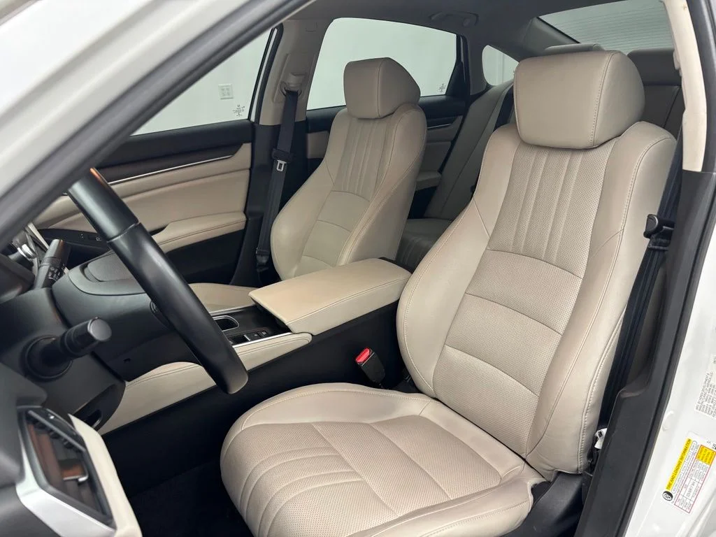 Used 2021  Honda EX-L image 24