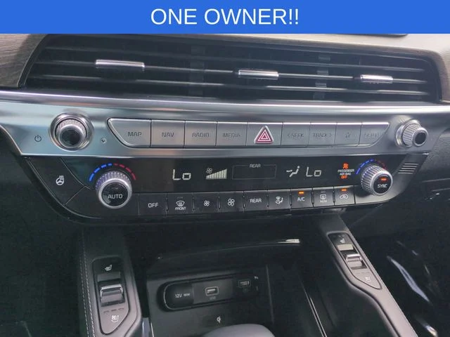Used 2022 Green Kia EX image 18