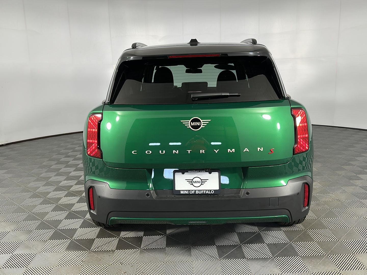 Used 2026 British Racing Green IV Metallic MINI S image 23