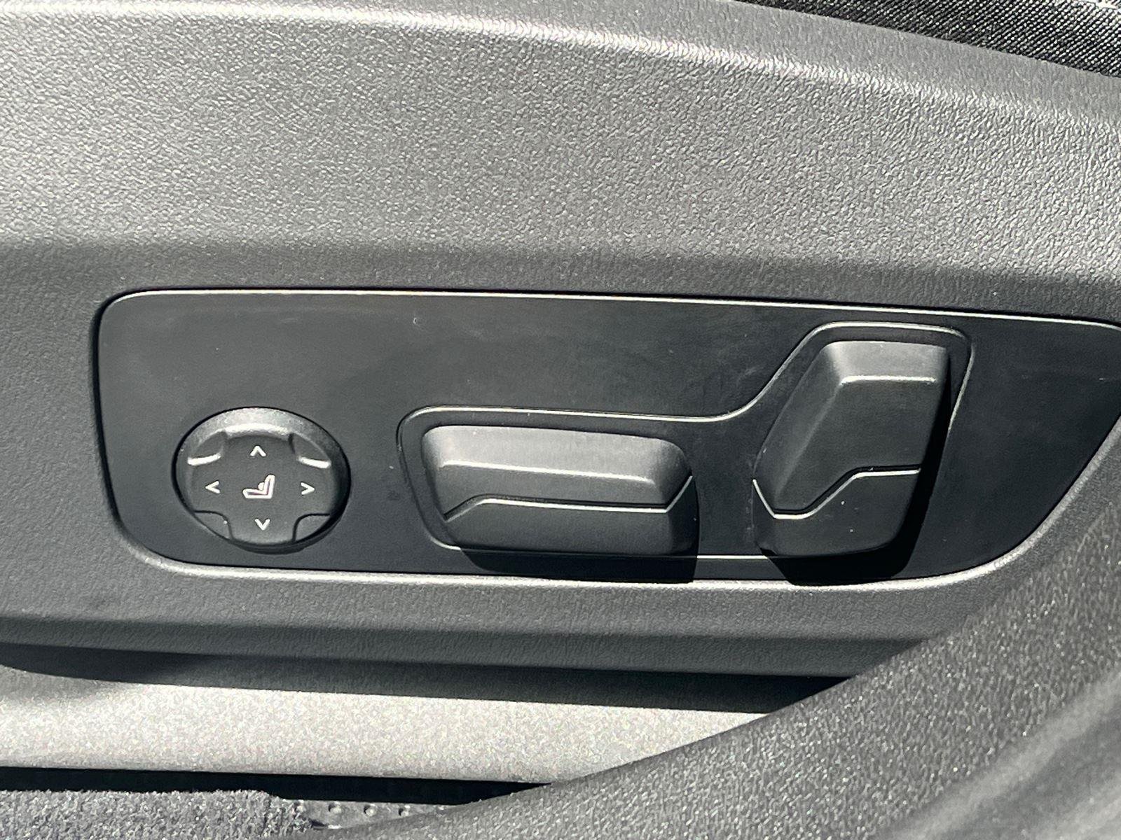 2025 BMW 2 Series 228 - Photo 12