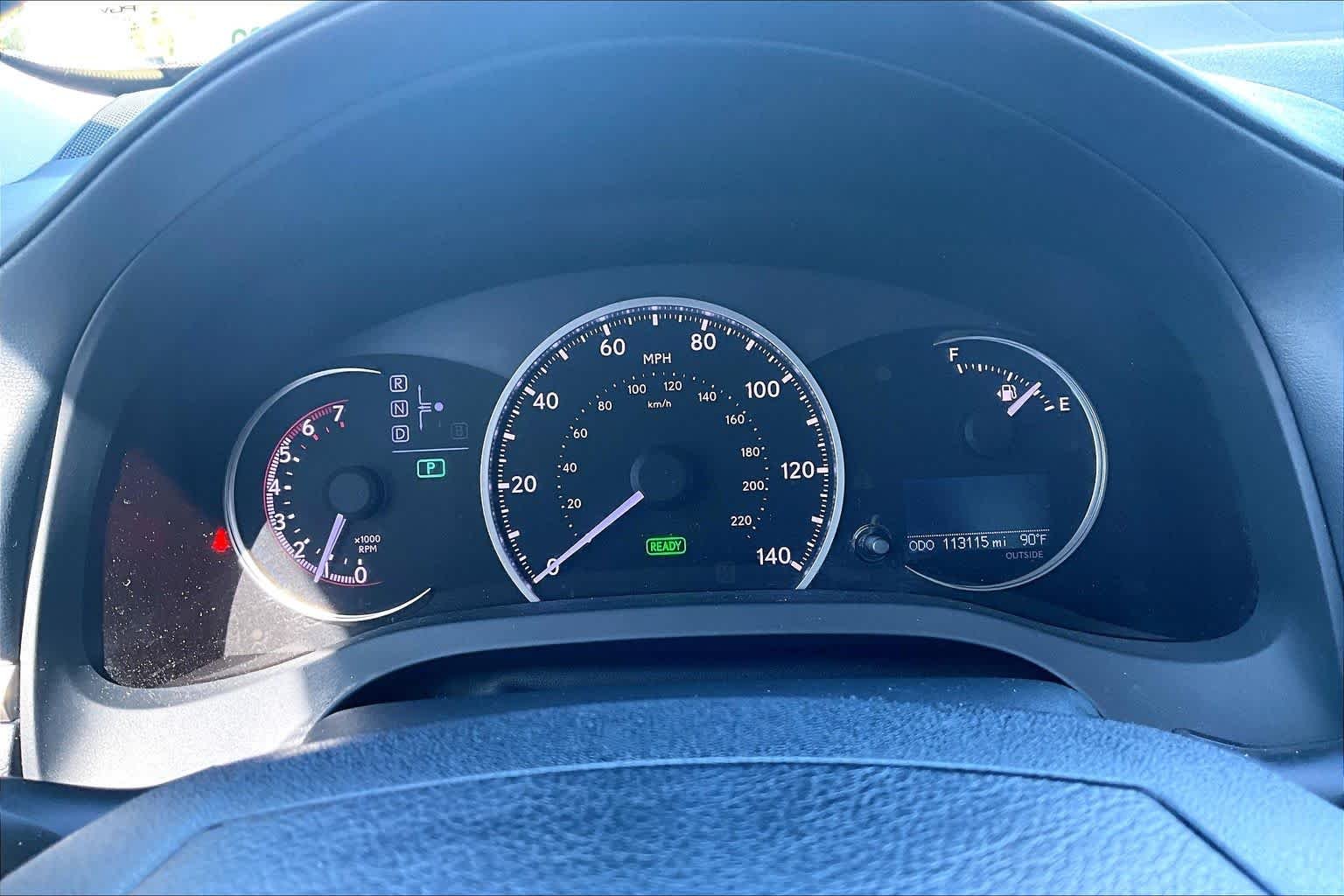 Used 2014 Silver Lining Metallic Lexus Hybrid image 25