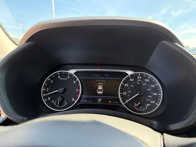 Used 2022 Red Nissan SV image 19
