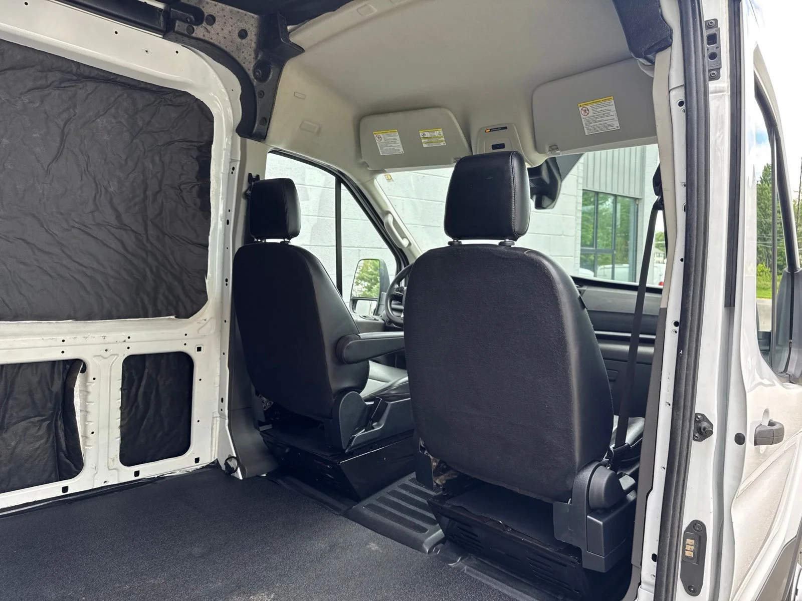 Used 2022 Oxford White Ford Base image 26