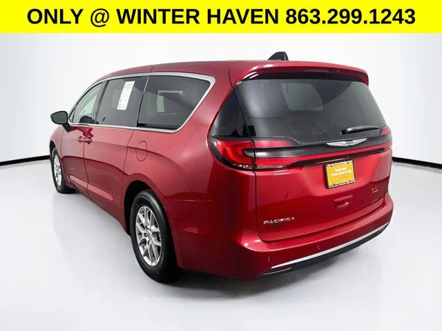 Used 2024 Red Chrysler Touring L image 5