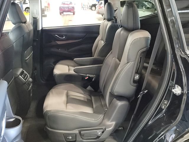 Used 2022 Crystal Black Silica Subaru Onyx Edition image 18