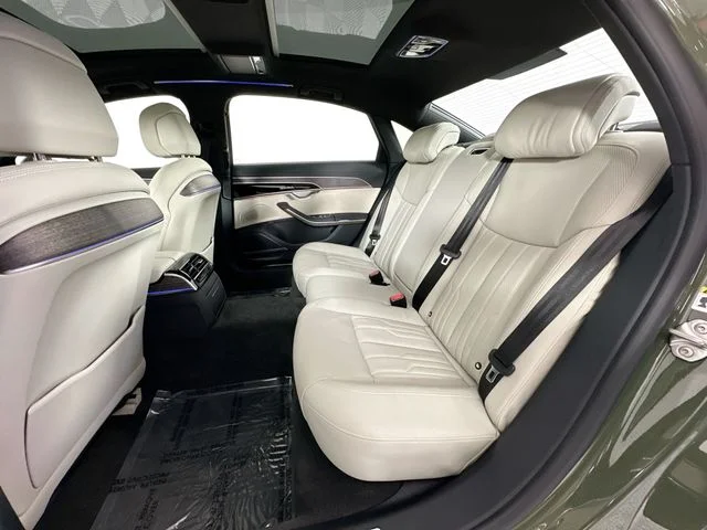 Used 2023  Audi L 55 image 24