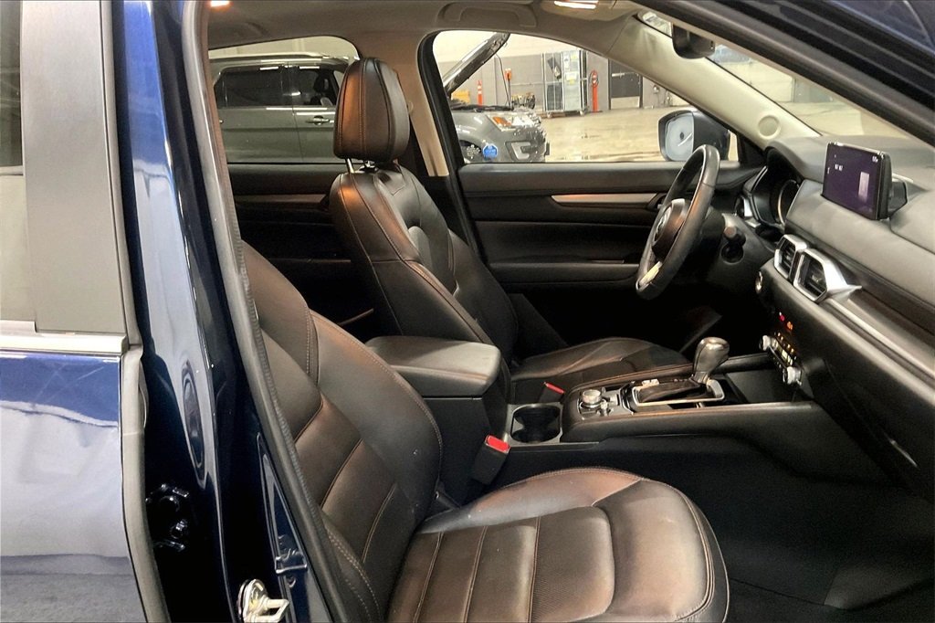 2023 MAZDA CX-5 - Image 5