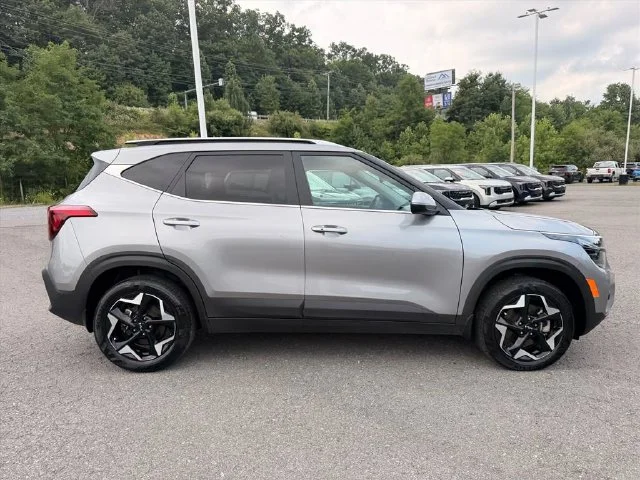 Used 2026 Gray Kia EX image 12