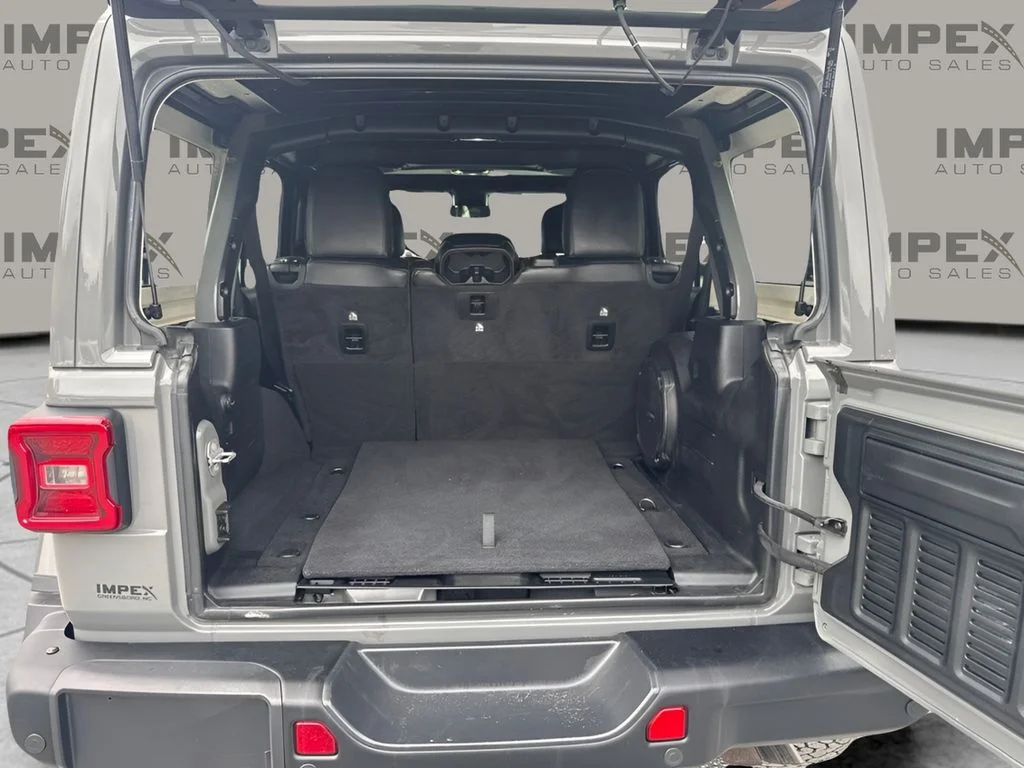 Used 2021 Gray Jeep Unlimited Rubicon 392 image 19