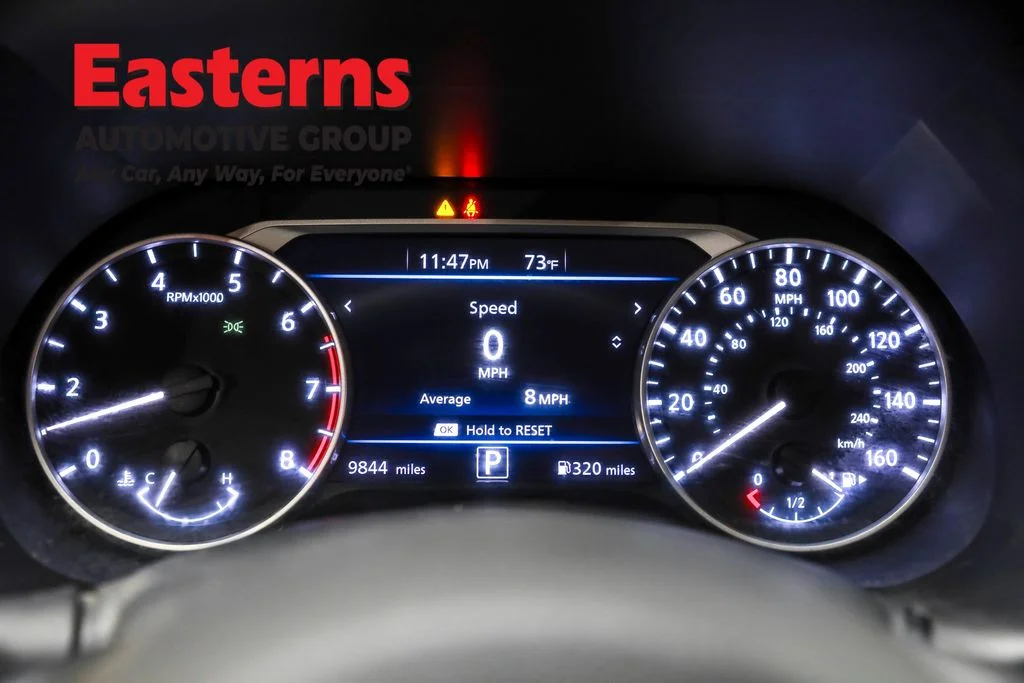 Used 2021 Red Nissan SV image 18