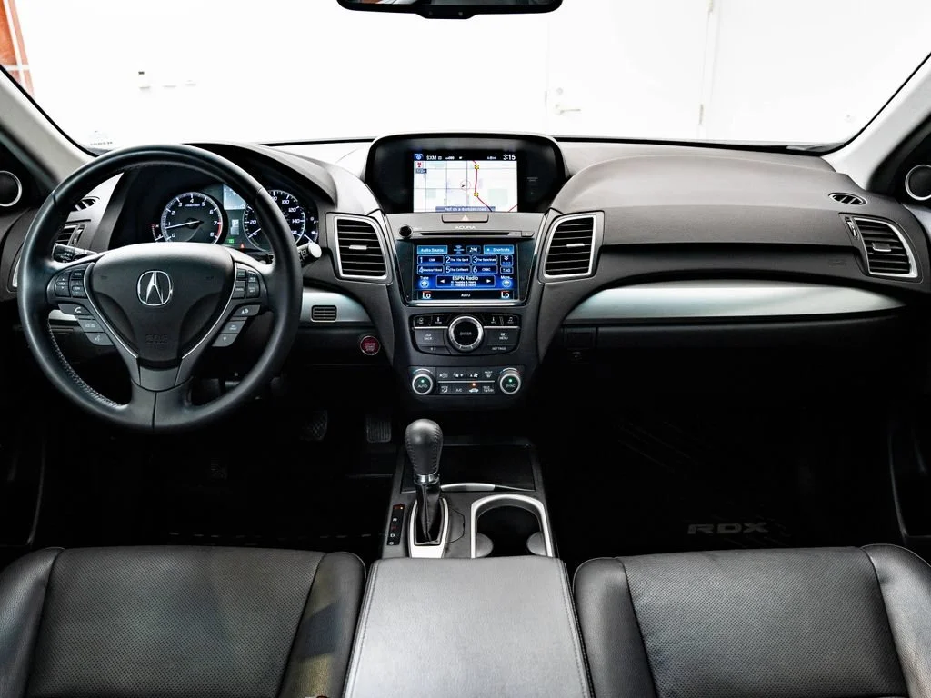 Used 2017 Modern Steel Metallic Acura w/Technology Pkg image 32