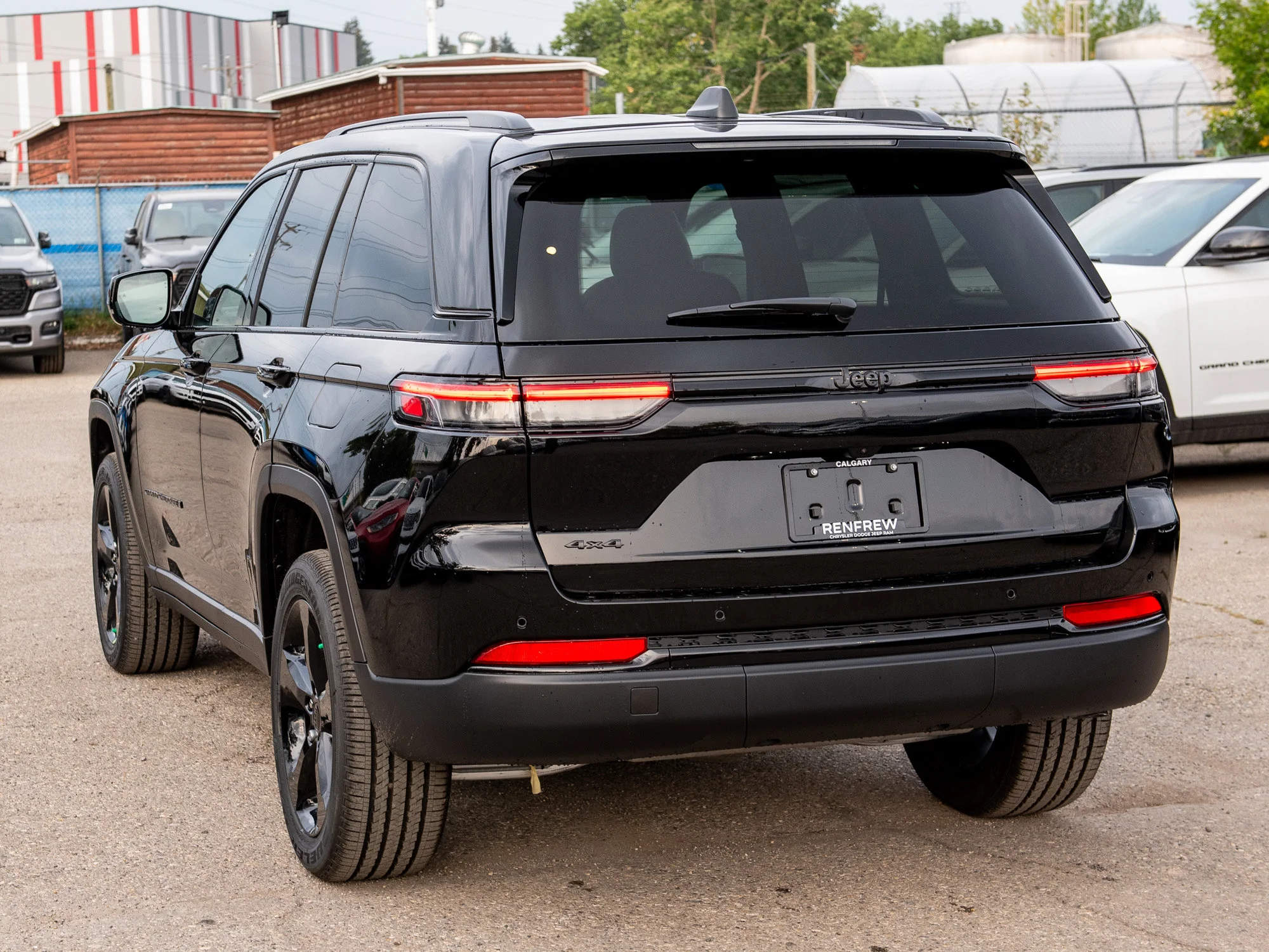New 2025 Black Jeep Altitude* 4x4, Sunroof, Trailer Tow Package, Heated Leather image 3