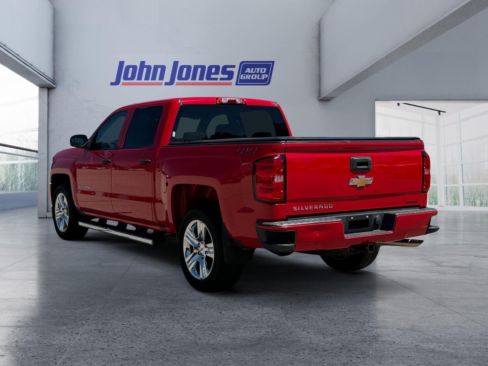 Used 2018 Red Hot Chevrolet Custom image 3
