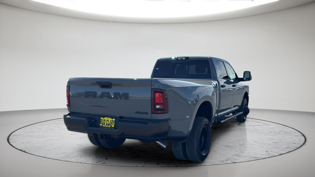 New 2026 Ceramic Gray Clear-Coat Exterior Paint RAM Tradesman image 6