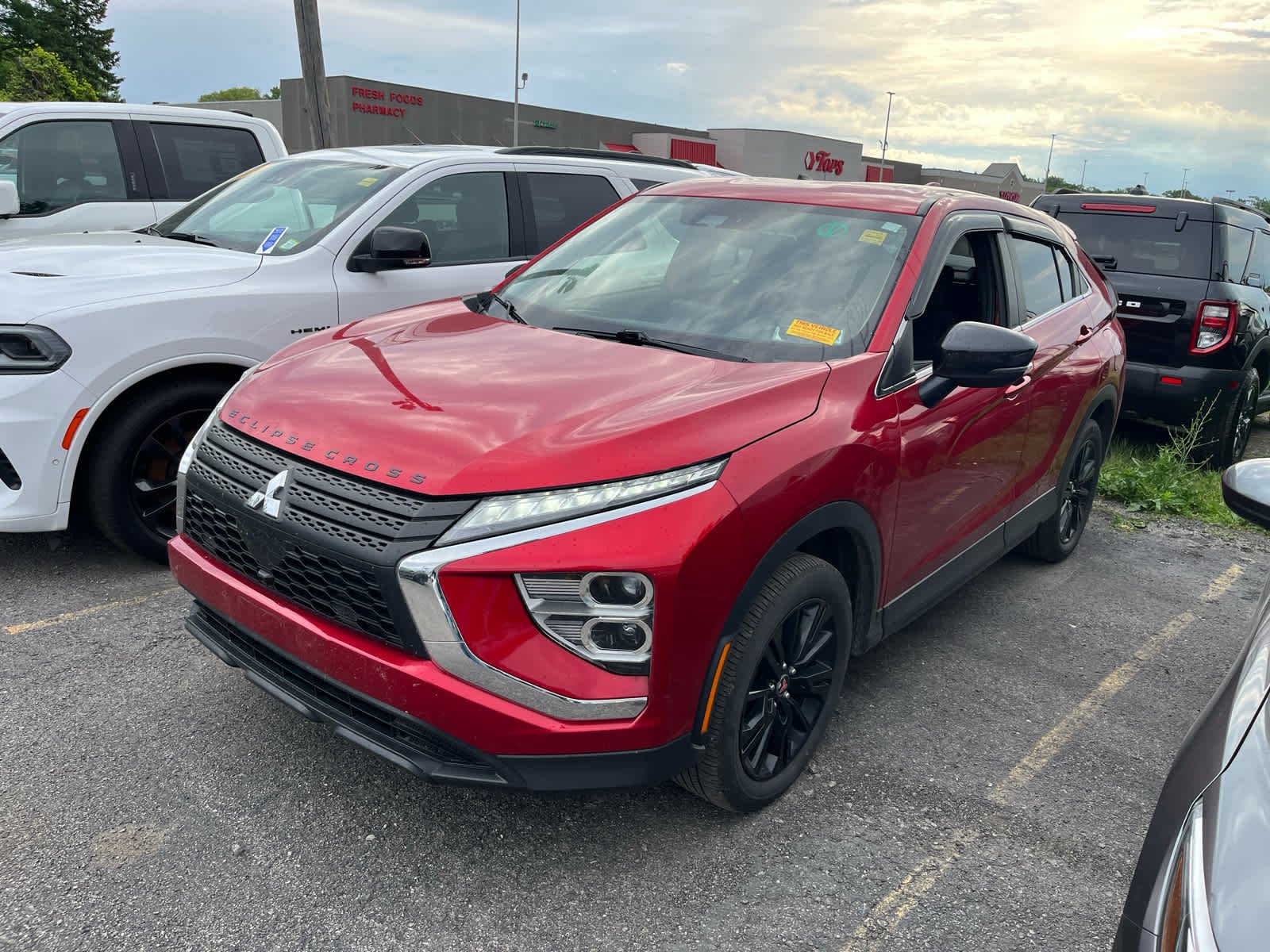 2024 Mitsubishi Eclipse Cross LE